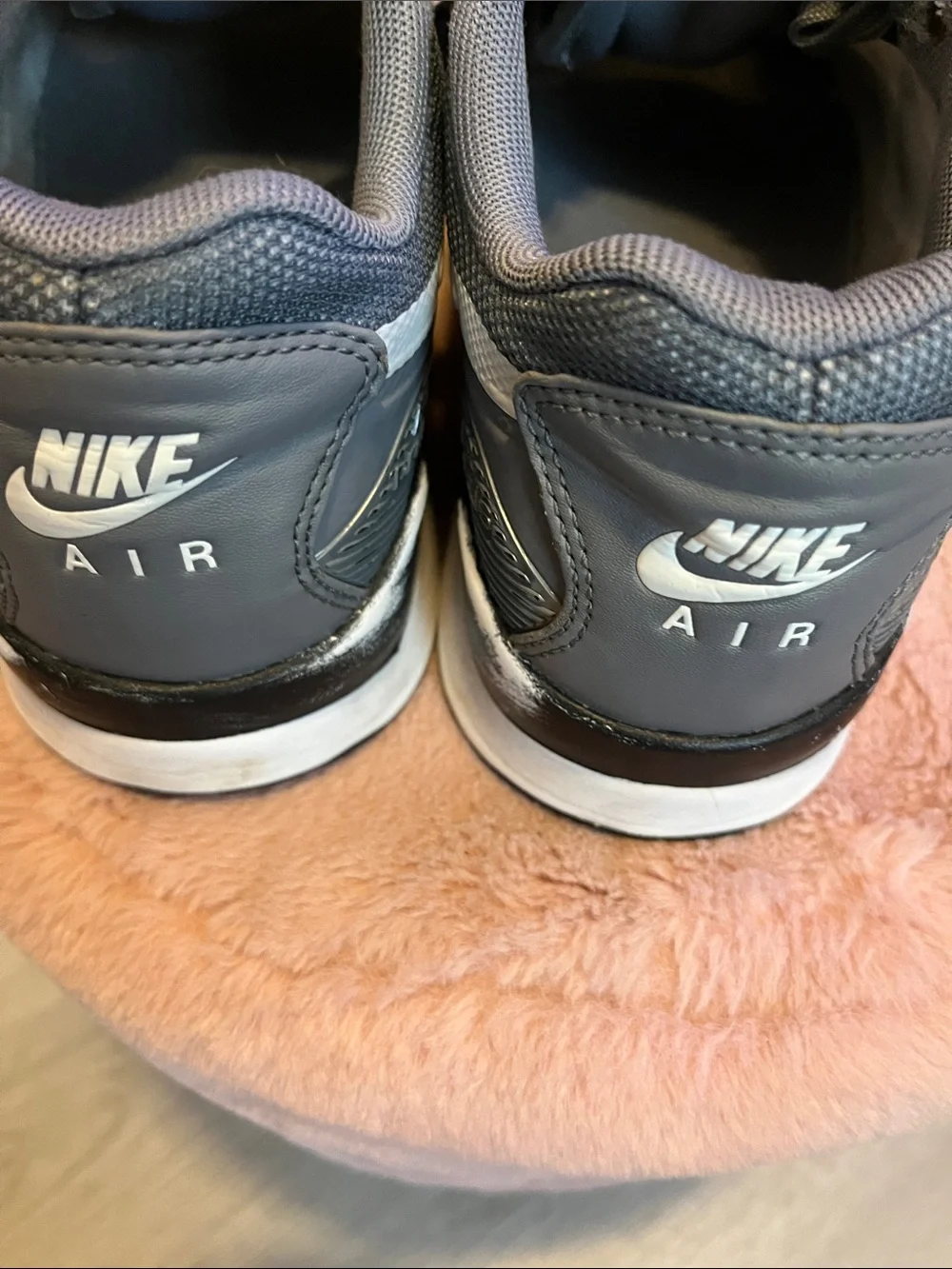 Nike Men’s Air Sneakers - Charcoal Gray